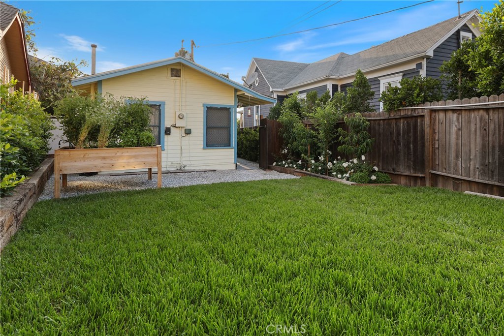 1146 N Loma Vista Drive Property Photo 46