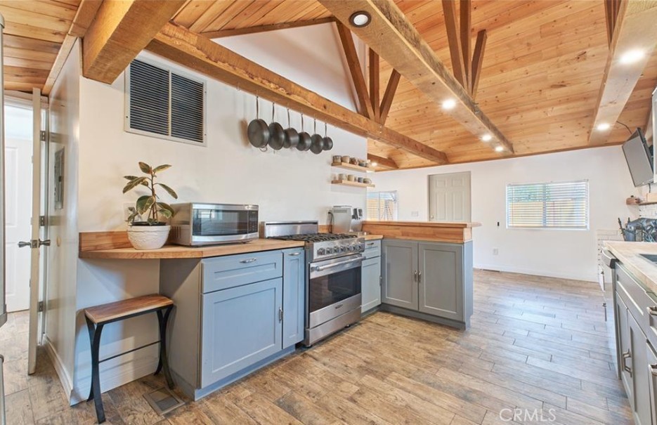 380 Canvasback Drive Property Photo 6