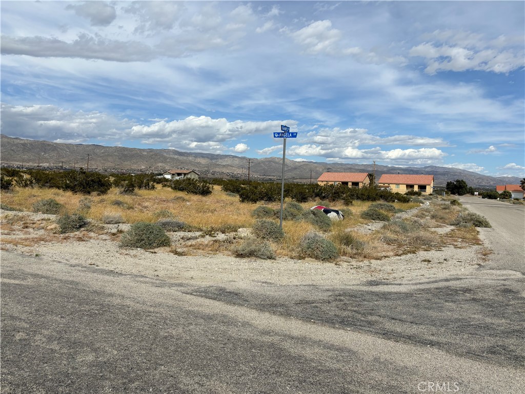 16490 Angela Drive Property Photo 1