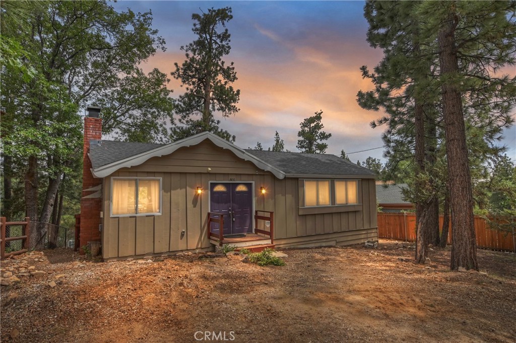 800 Plumas Court Property Photo 1