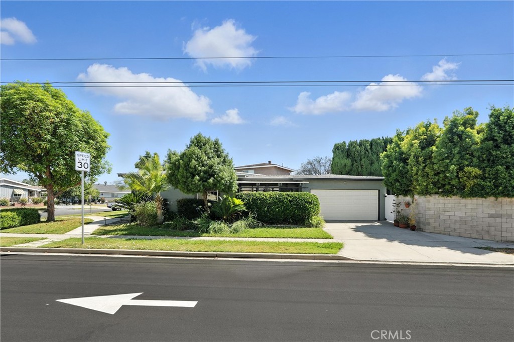 6358 E Cantel Street Property Photo 31