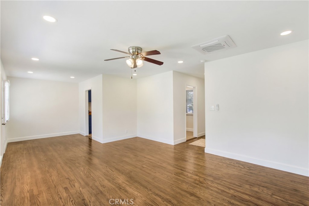 7515 Magnolia Avenue Property Photo 9