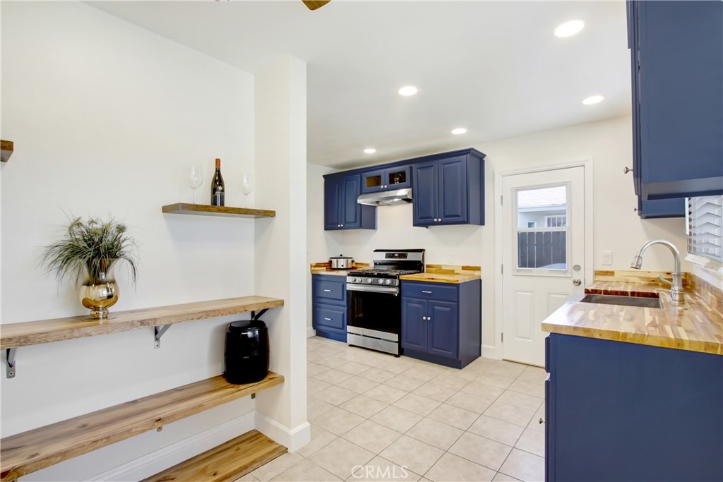 7515 Magnolia Avenue Property Photo 12