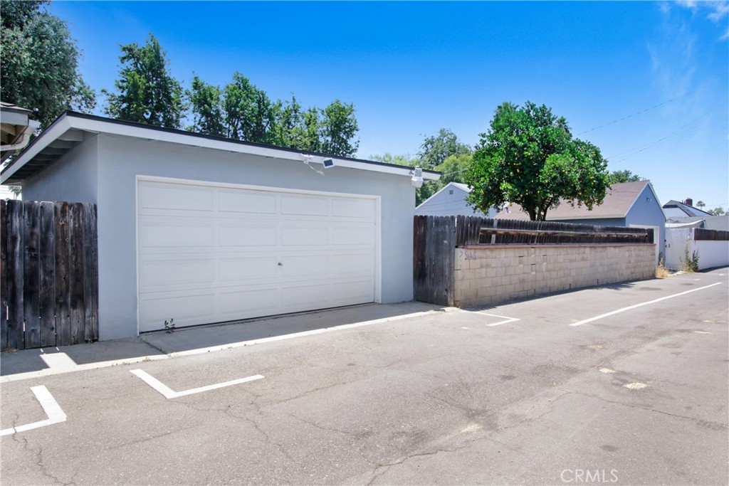 7515 Magnolia Avenue Property Photo 27