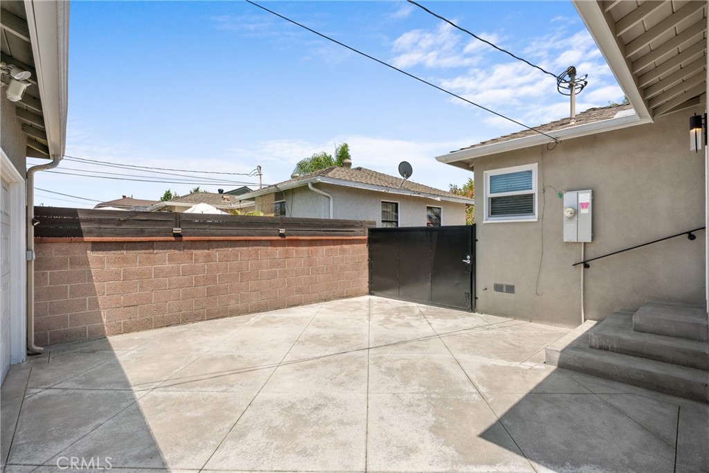 4527 Josie Avenue Property Photo 28