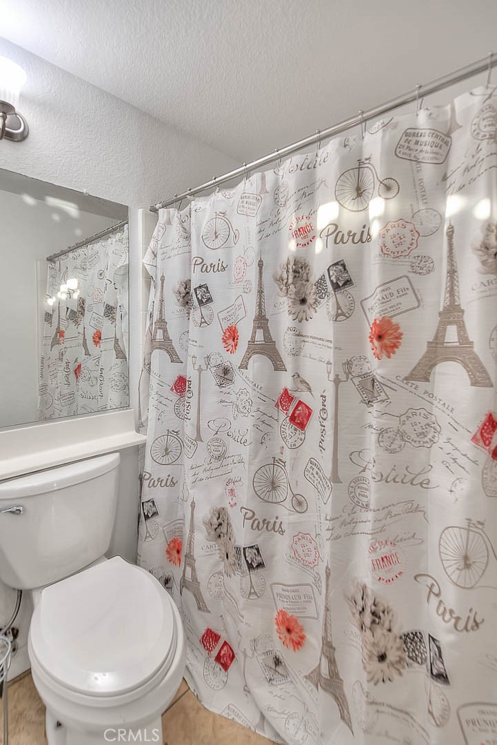 10810 Euclid Street Property Photo 34