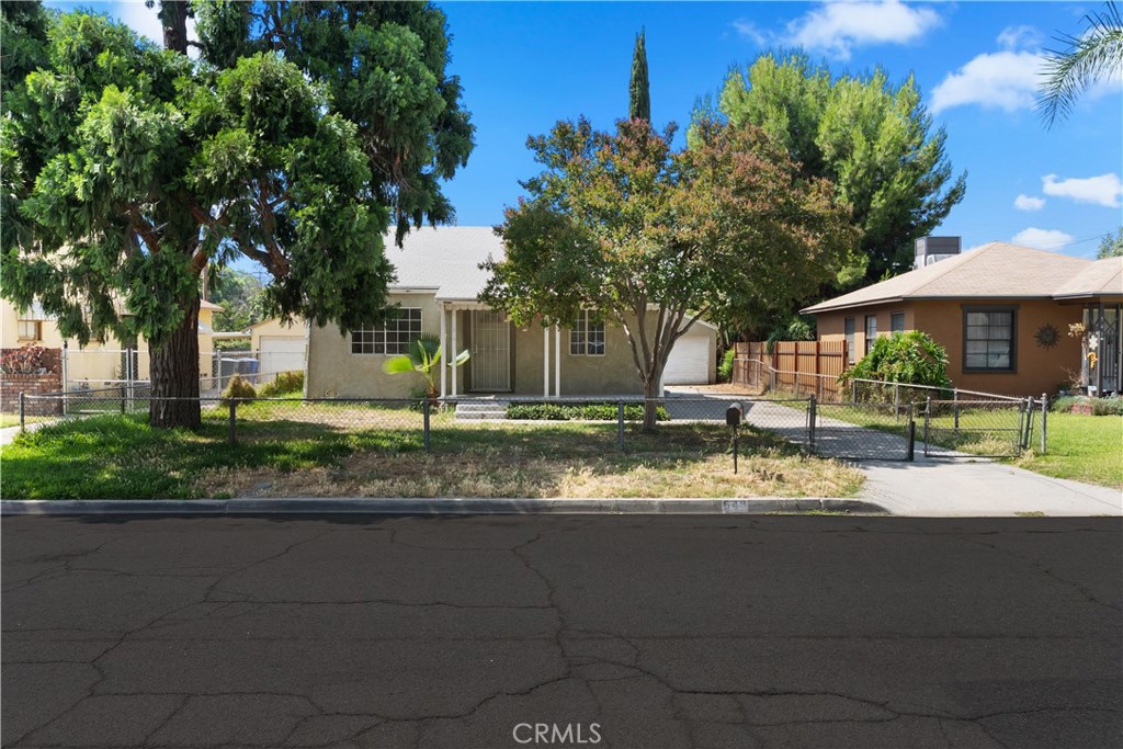 549 E Evans Street Property Photo