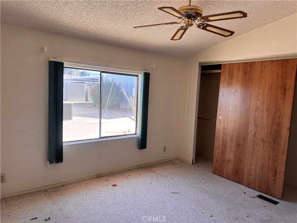 33265 Laura Drive Property Photo 8