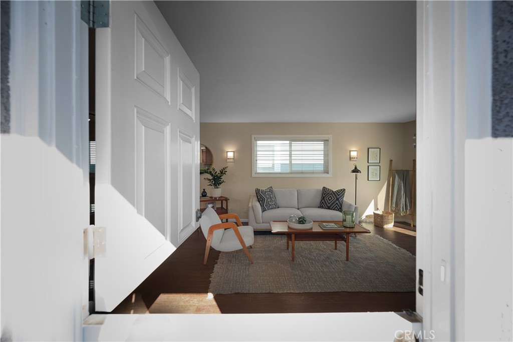247 17th Street Property Photo 8