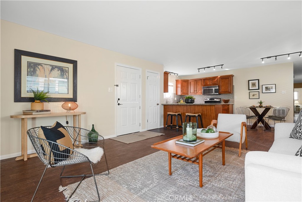 247 17th Street Property Photo 10