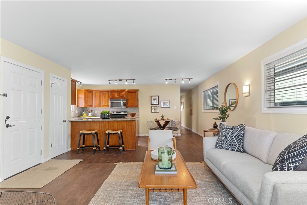 247 17th Street Property Photo 11
