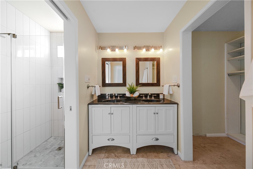 247 17th Street Property Photo 30