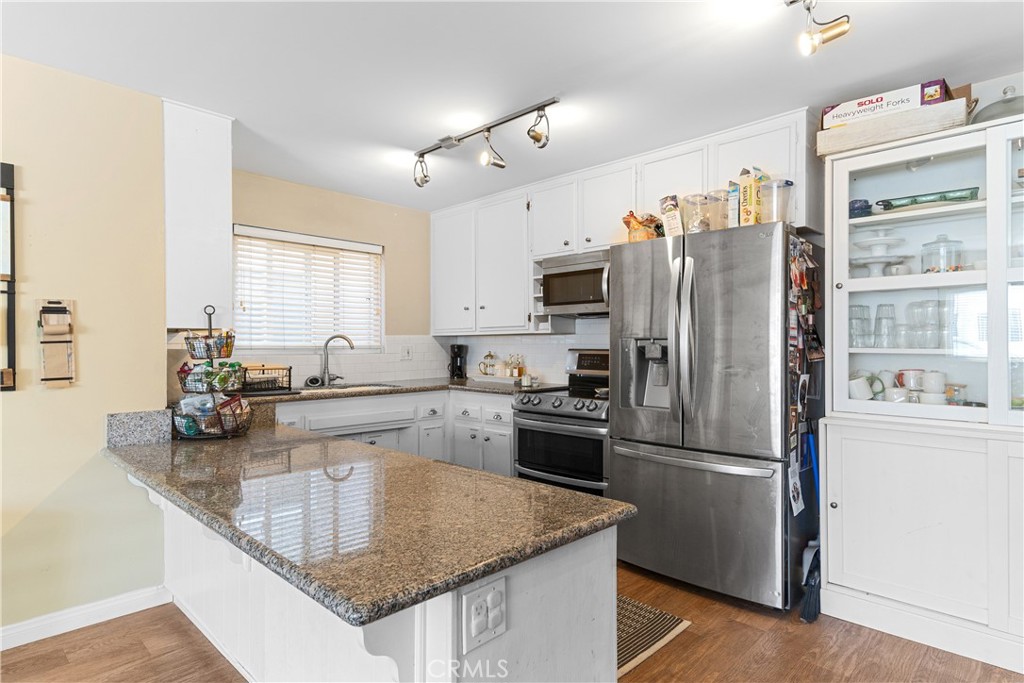 247 17th Street Property Photo 38