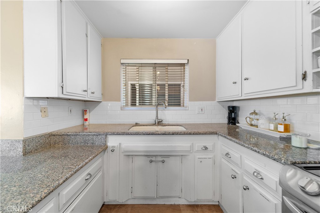 247 17th Street Property Photo 43