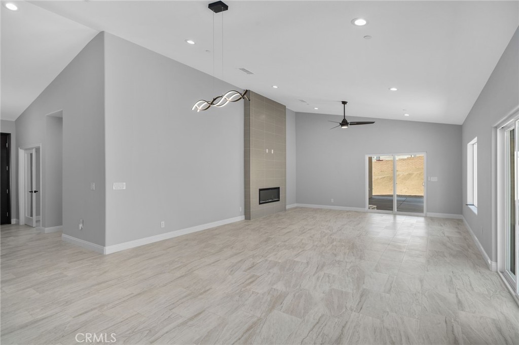 18756 Centennial Street Property Photo 11