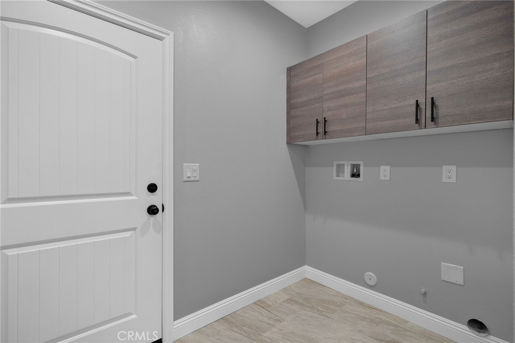 18756 Centennial Street Property Photo 20