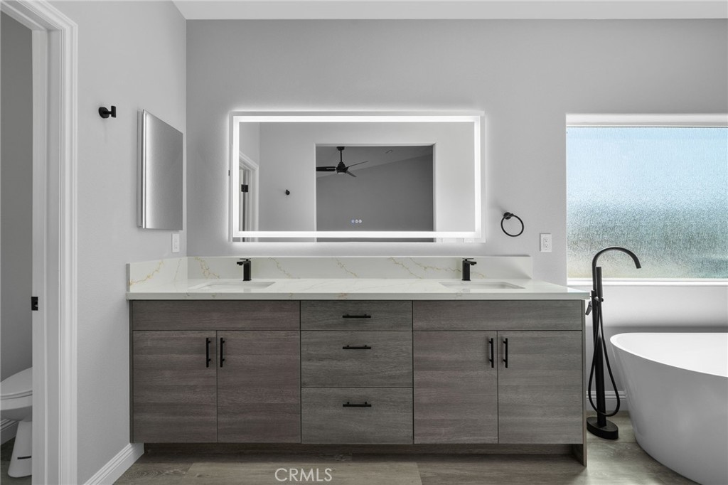 18756 Centennial Street Property Photo 26
