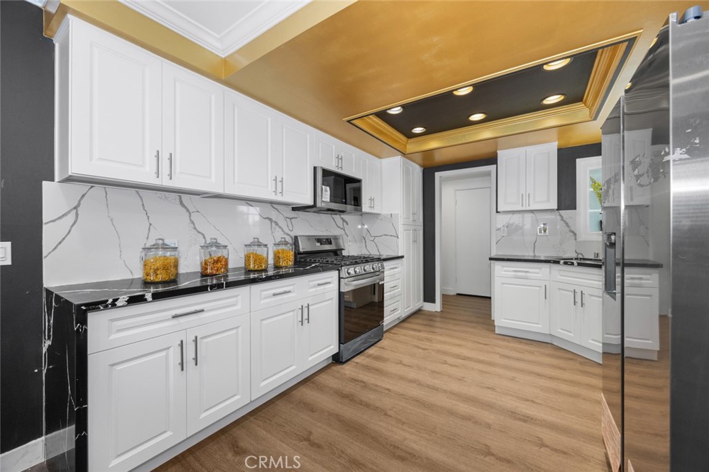 9446 Gardenia Property Photo 14