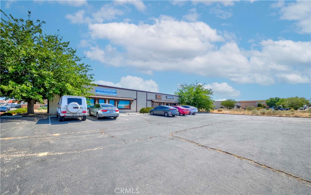 15367 Bonanza Road Property Photo 3