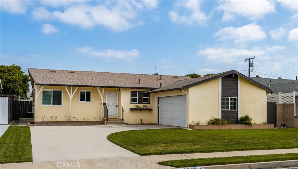 5561 Edita Avenue Property Photo 1