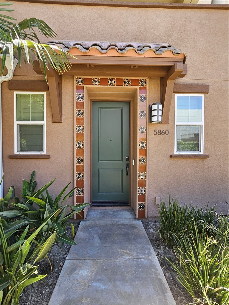 5860 Spring Street Property Photo 1