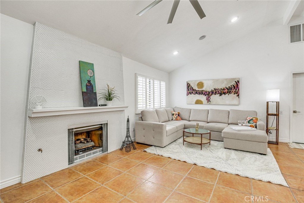 1123 E El Cid Property Photo 6