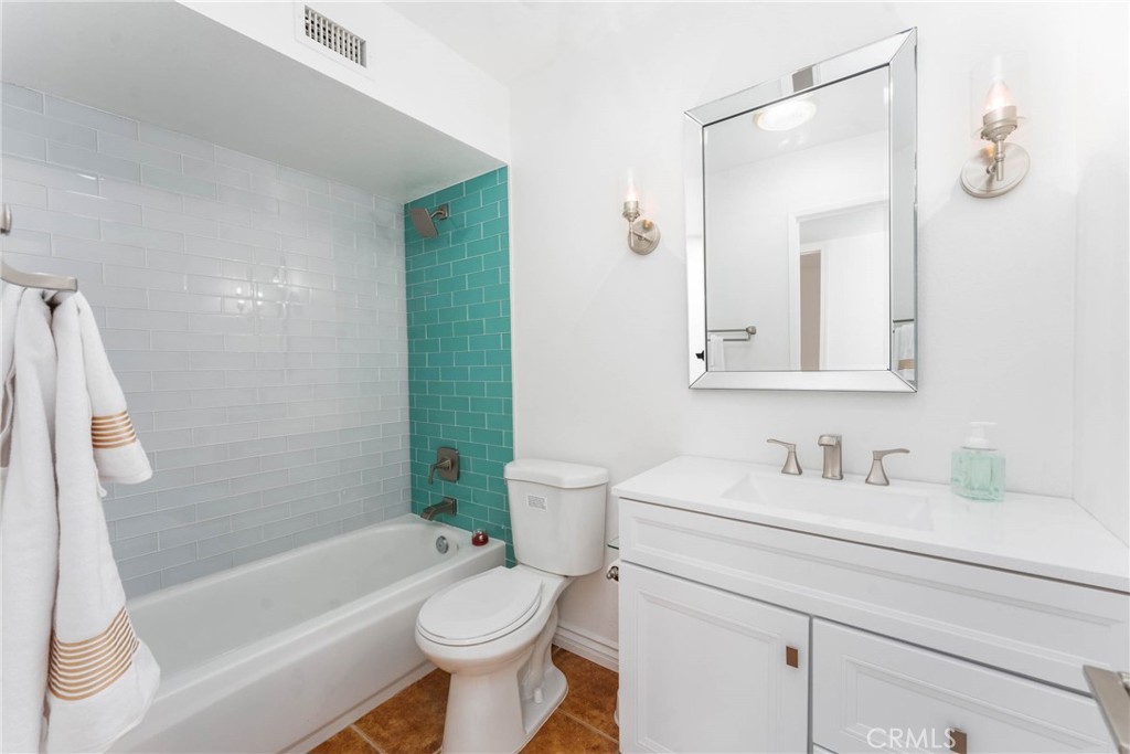 1123 E El Cid Property Photo 21