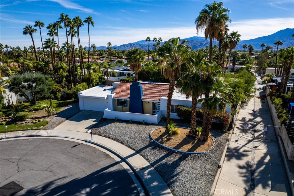 1123 E El Cid Property Photo 35