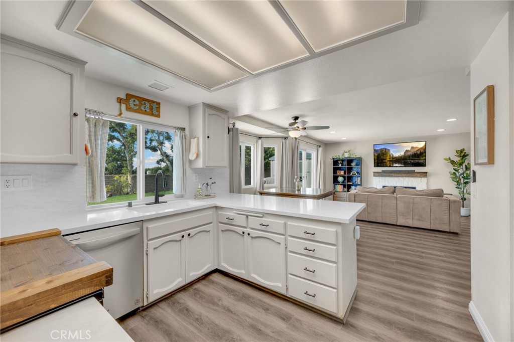 9855 Banyan Street Property Photo 10