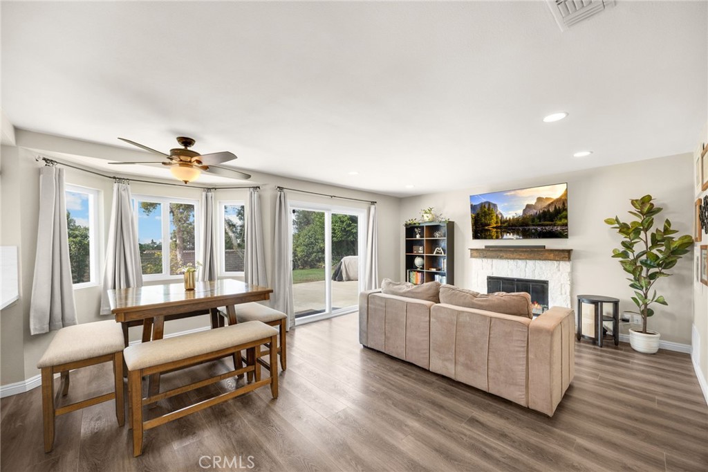 9855 Banyan Street Property Photo 12