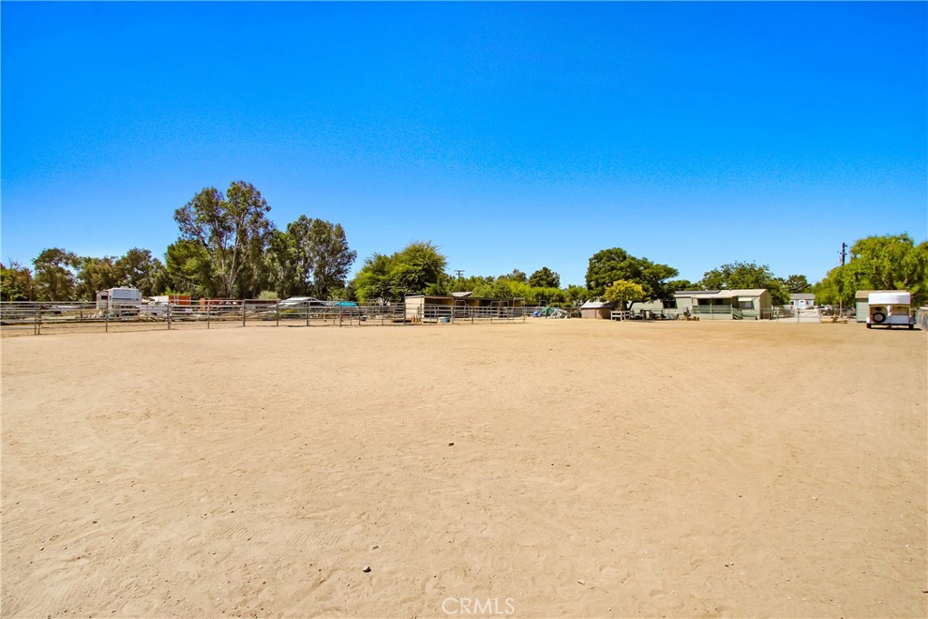 30750 Old Windmill Road Property Photo 10