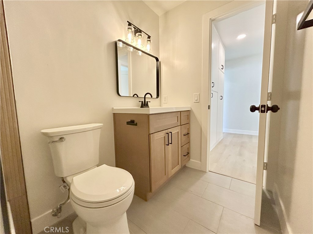 895 N Euclid Avenue 3 Property Photo 20