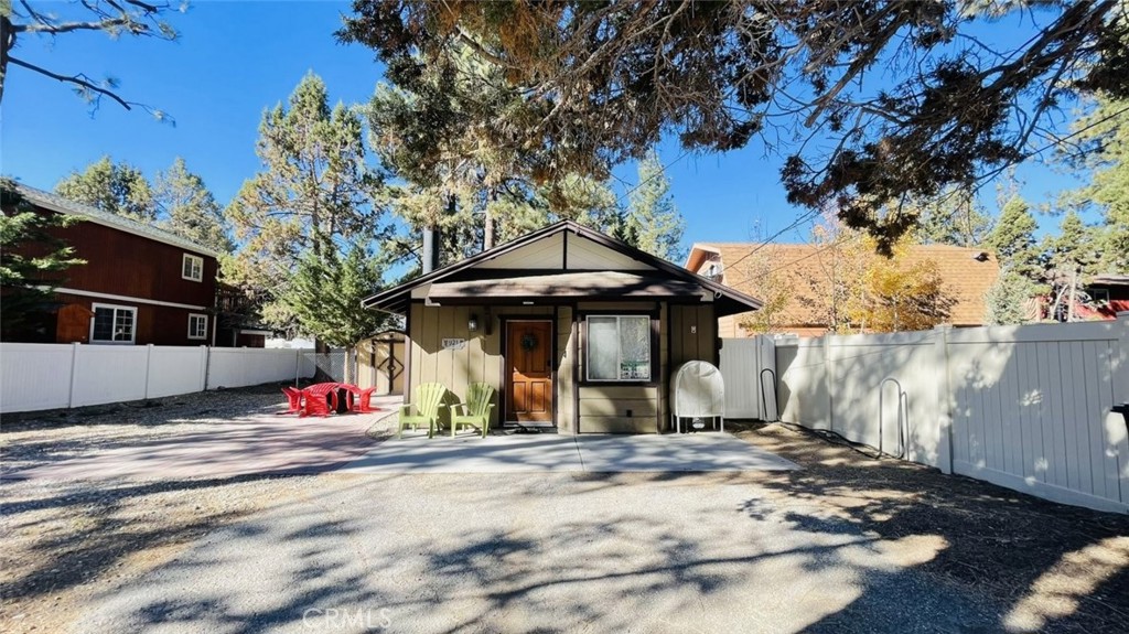 921 Wendy Avenue Property Photo 1