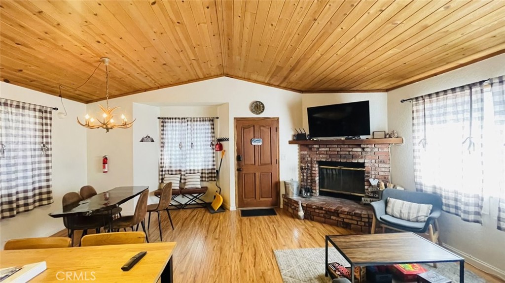 921 Wendy Avenue Property Photo 6
