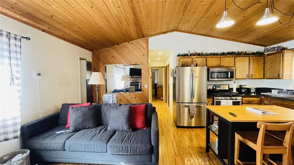 921 Wendy Avenue Property Photo 25