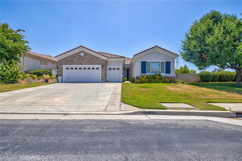 1708 Snowberry Road Property Photo