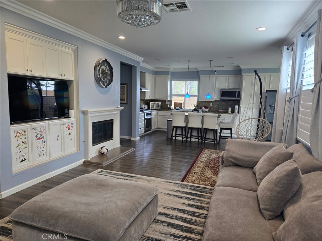 1210 S Cabernet Circle Property Photo 3