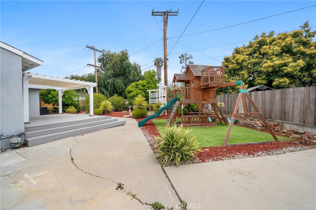 11338 Stevens Avenue Property Photo 15