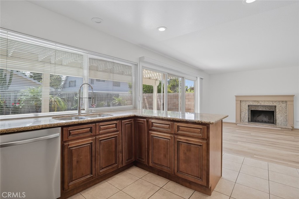 14652 Devonshire Avenue Property Photo 17