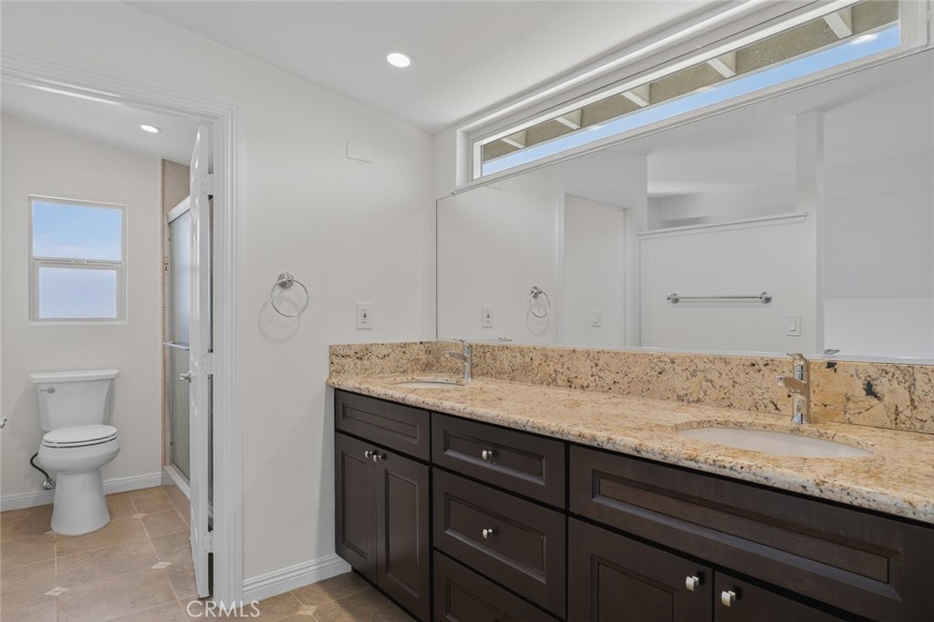 14652 Devonshire Avenue Property Photo 38