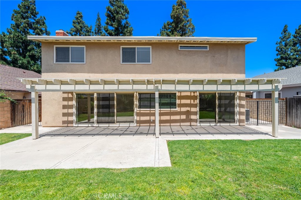 14652 Devonshire Avenue Property Photo 43