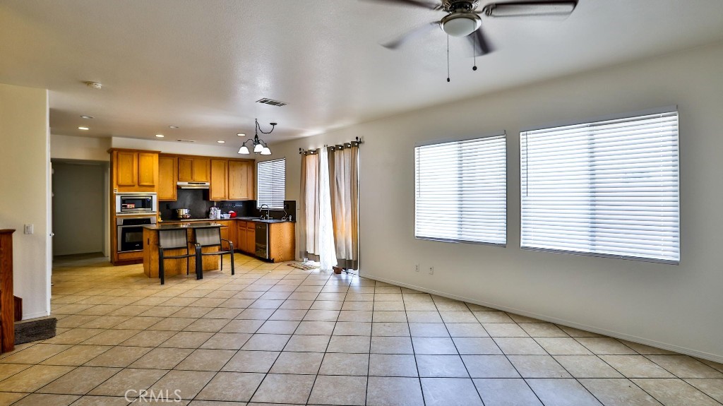 14131 Desert Rose Street Property Photo 18