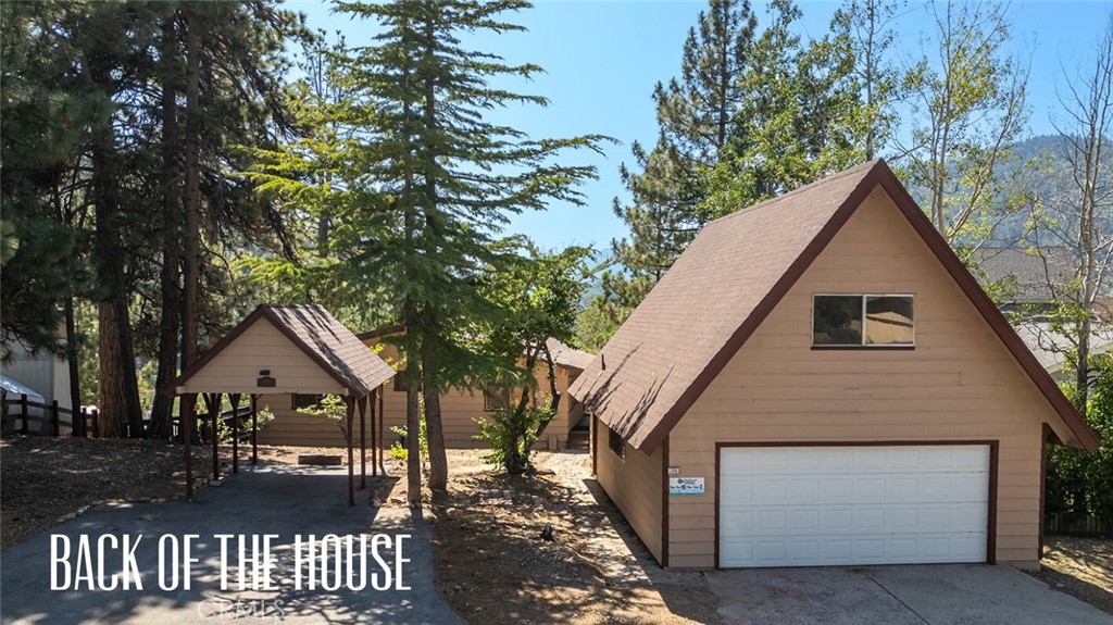610 Cove Drive Property Photo 3