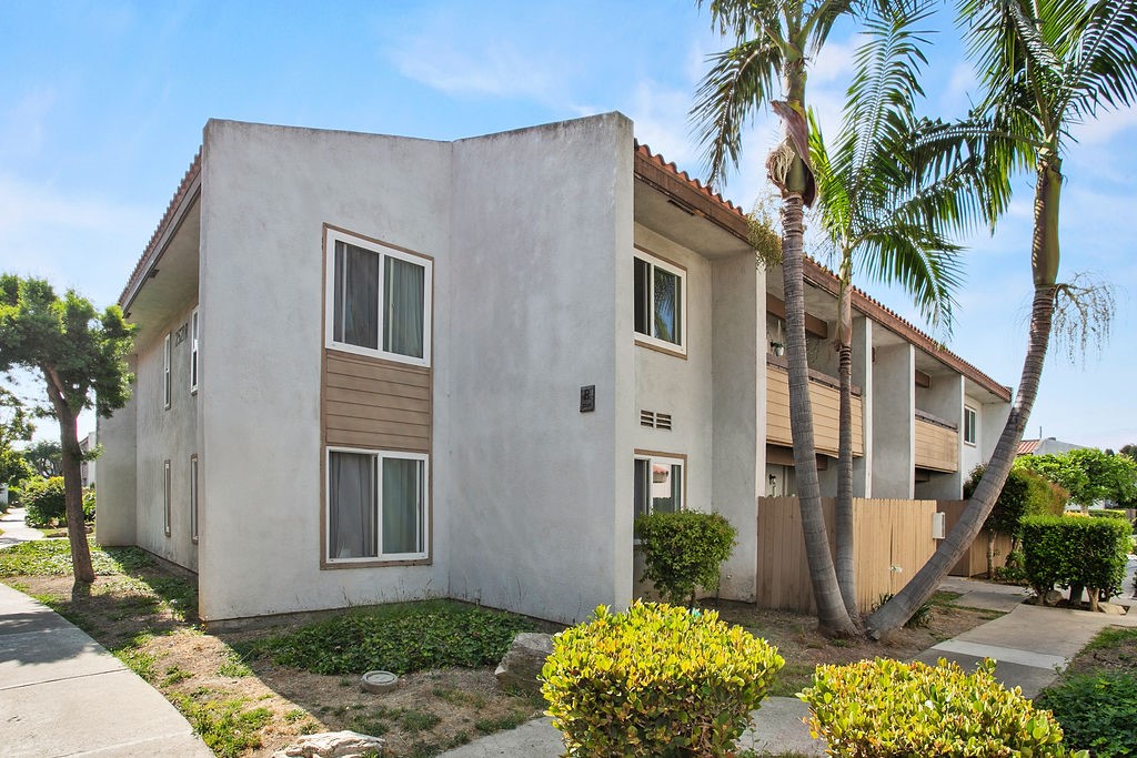 2521 W Sunflower Avenue R1 Property Photo 1