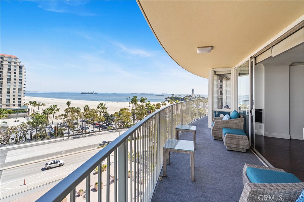 700 E Ocean Boulevard 1104 Property Photo 4