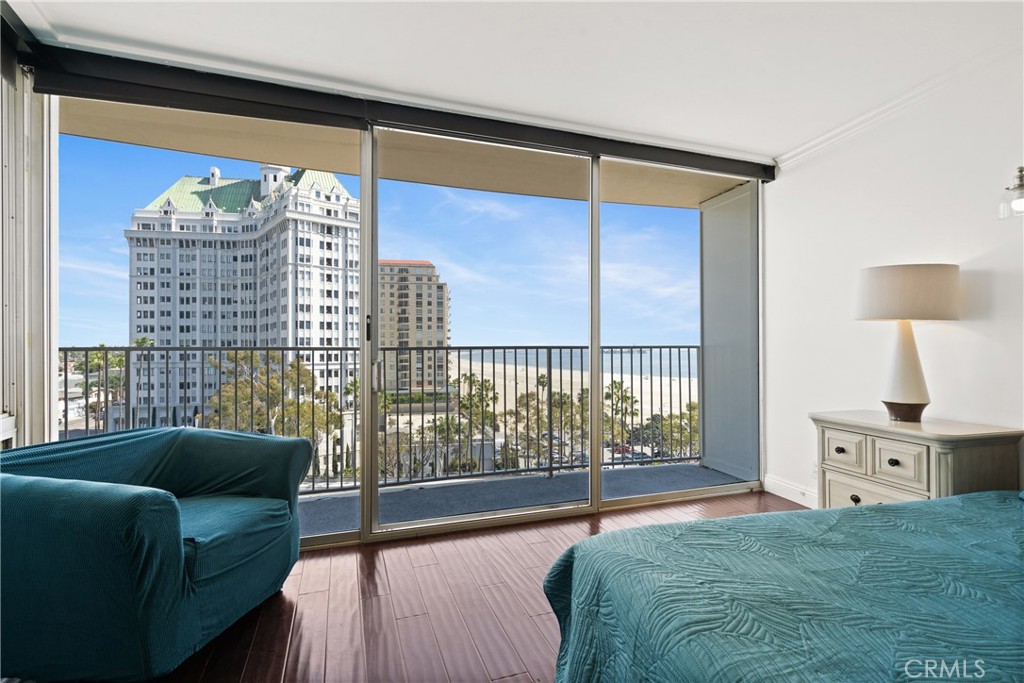 700 E Ocean Boulevard 1104 Property Photo 17