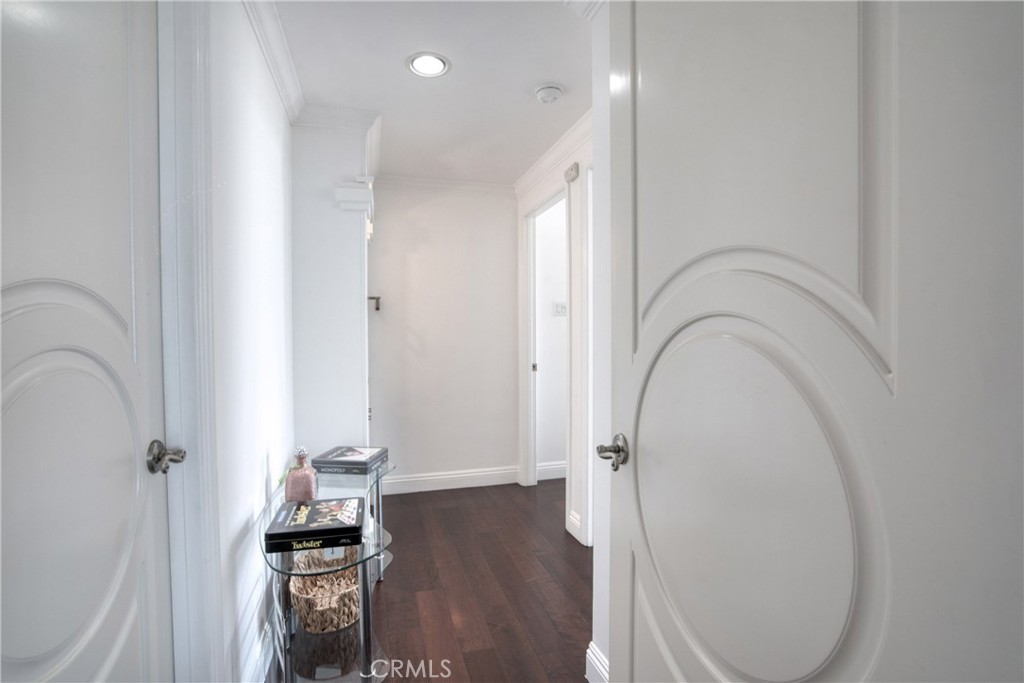 700 E Ocean Boulevard 1104 Property Photo 23