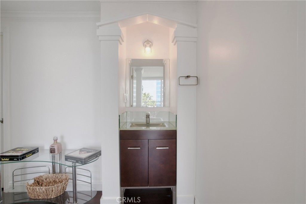 700 E Ocean Boulevard 1104 Property Photo 26