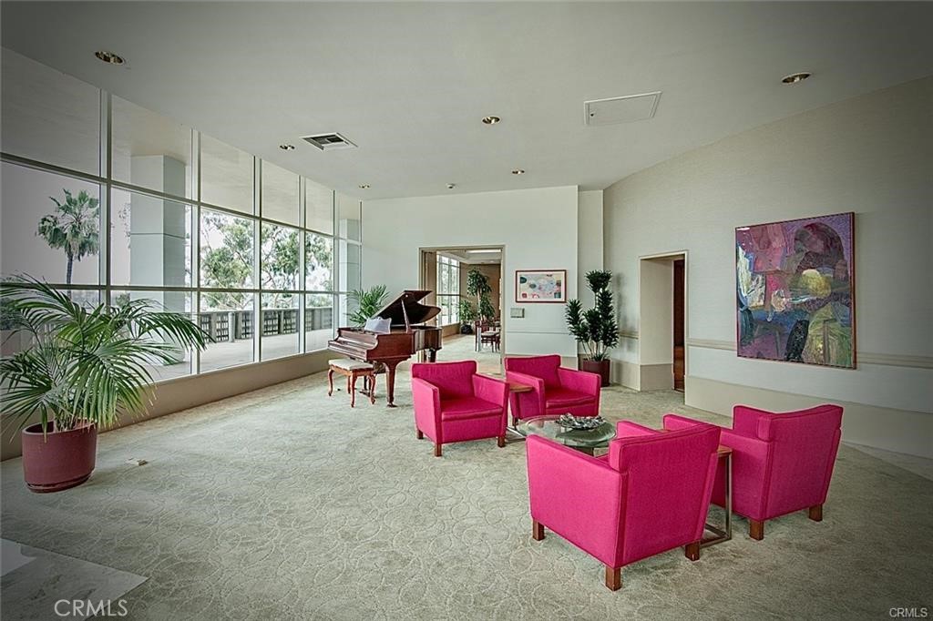 700 E Ocean Boulevard 1104 Property Photo 40