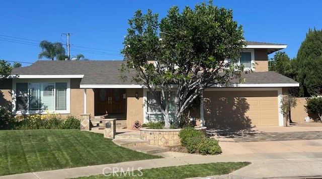 2835 E Chestnut Avenue Property Photo 1